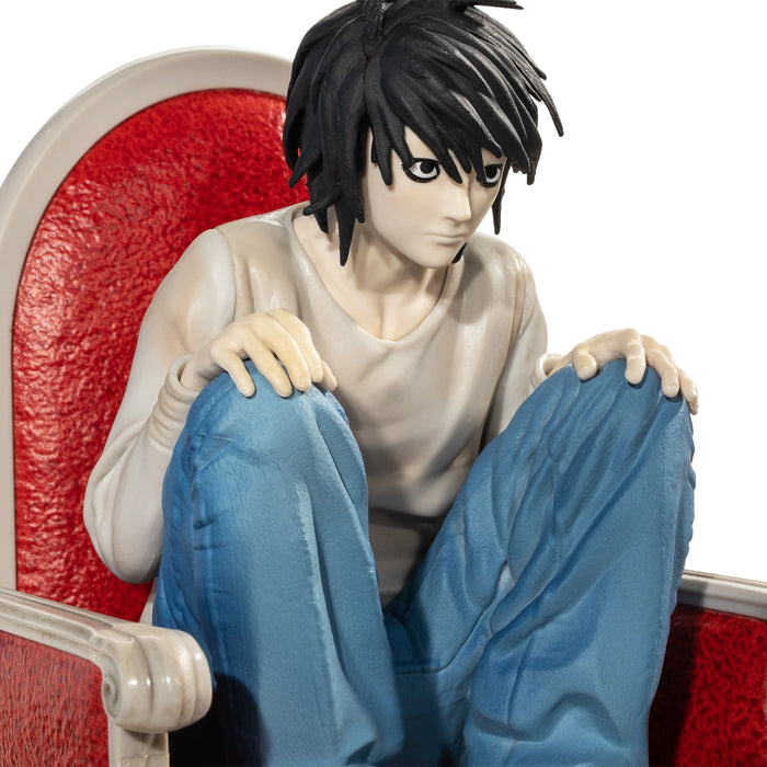 Death Note Sammelfigur L im Sessel