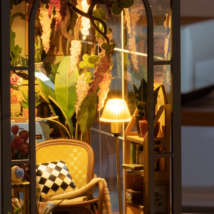 Kit di costruzione in legno Book Nook – Casetta da giardino 