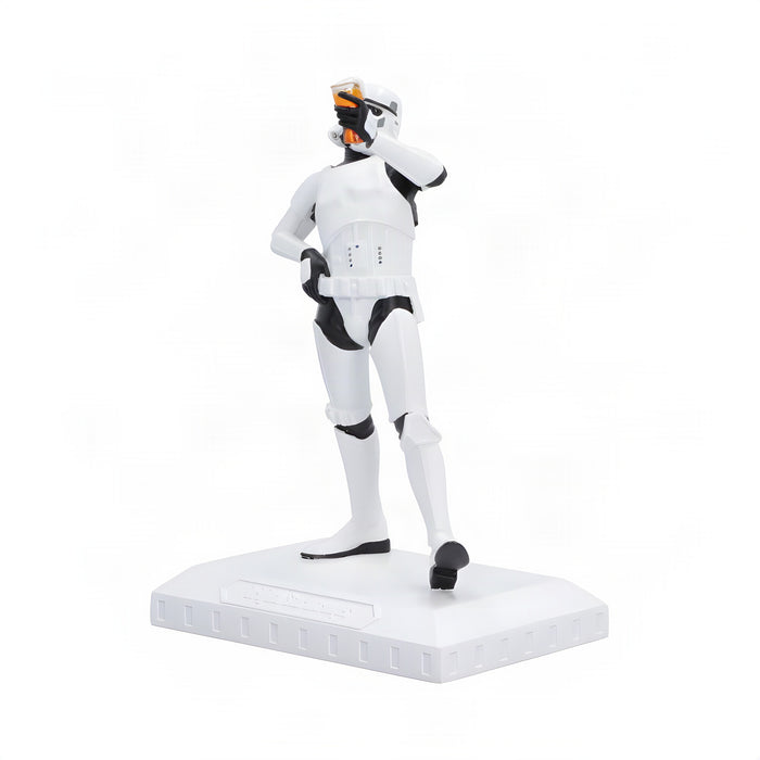 Star Wars Stormtrooper Figur - Raise a Glass 18cm