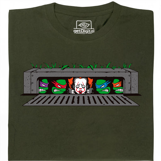 IT vs. Turtles - Hauptansicht T-Shirt Dunkelgrün