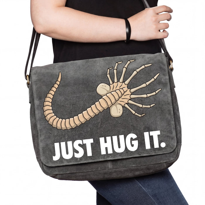 Just Hug It - Sac