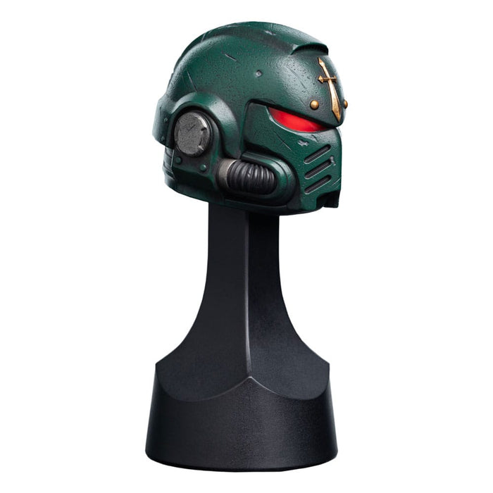 Réplica del casco de los Dark Angels de Warhammer 40.000