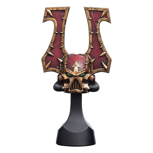 Réplica del casco del Berzerker de Khorne de Warhammer 40,000
