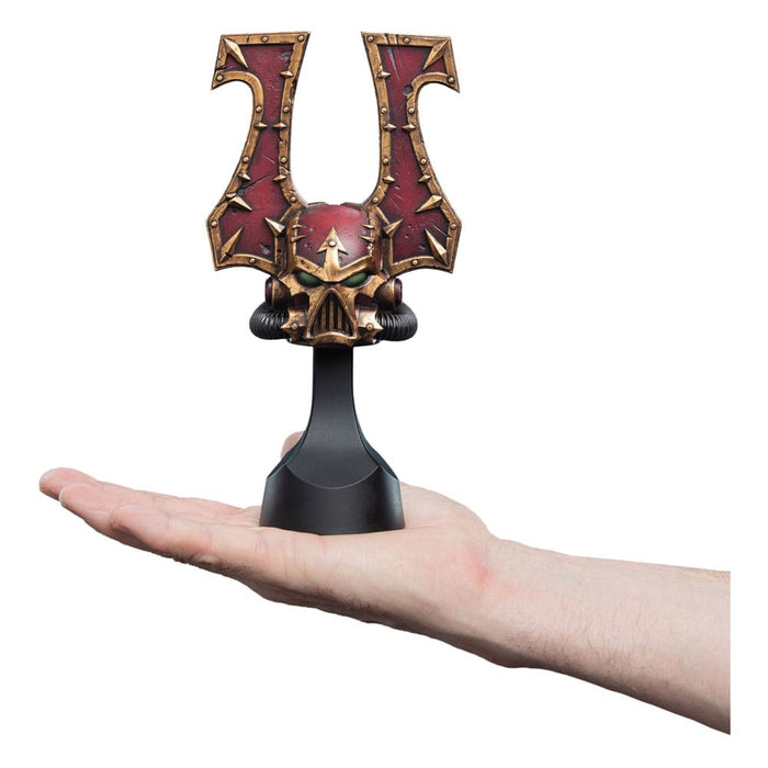 Replica dell'elmo del Berzerker di Khorne di Warhammer 40,000